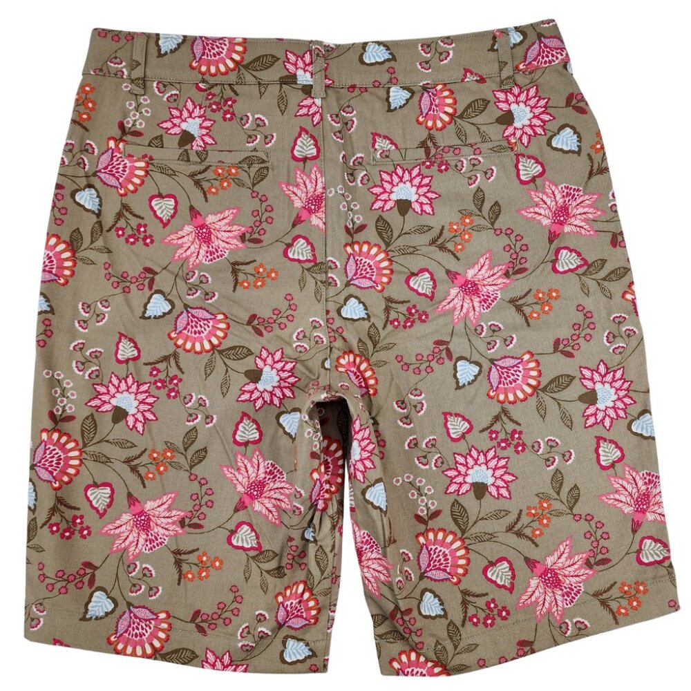 New St Johns Bay Womens 16 36x11 Mid Rise Floral Secretly Slender Bermuda Shorts - Picture 2 of 15